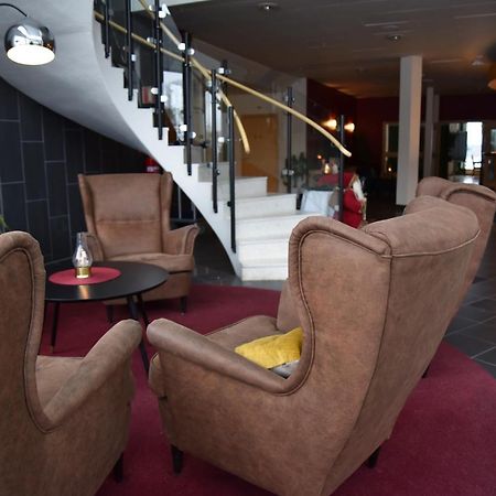 Hotell Arjaeng Екстер'єр фото