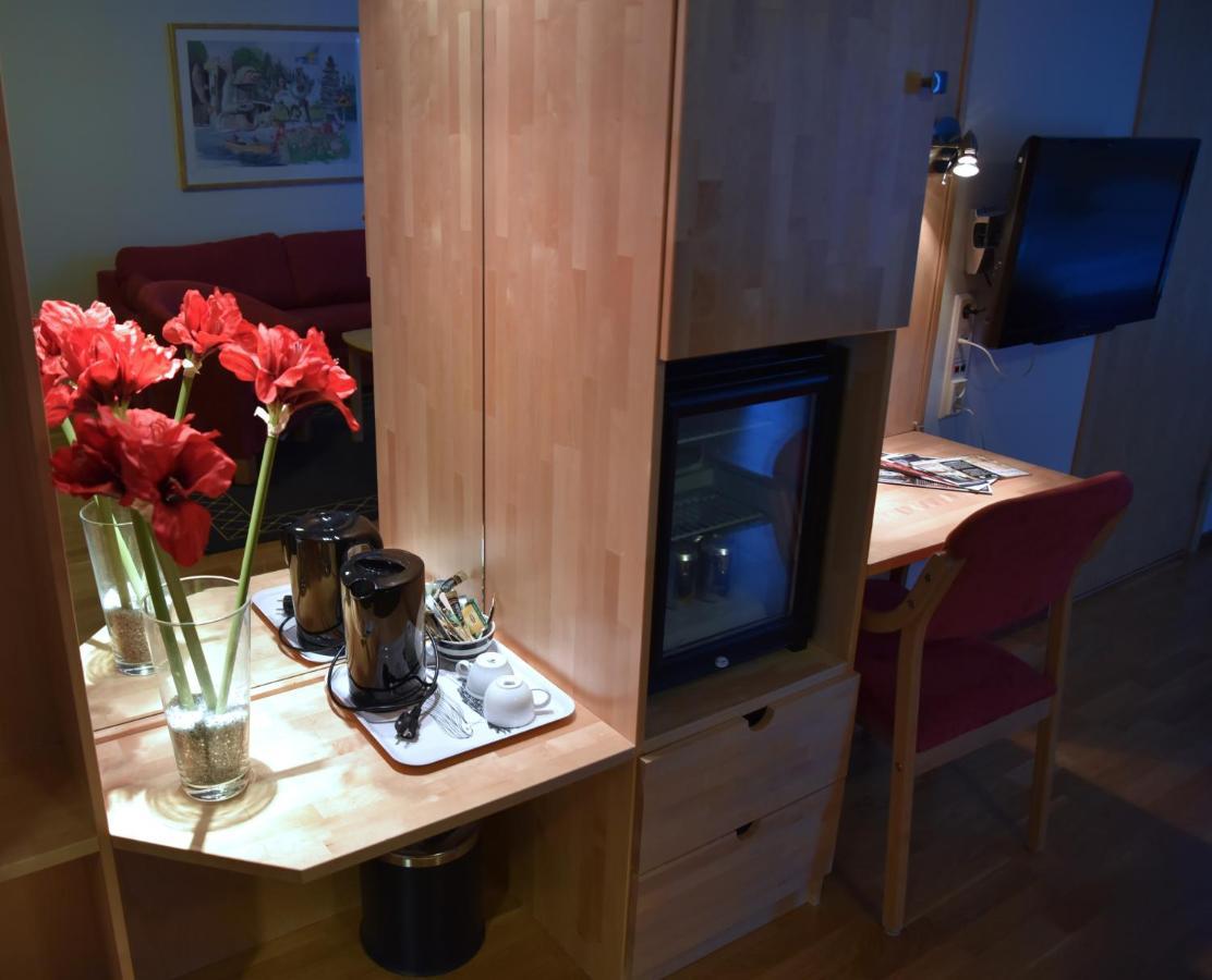 Hotell Arjaeng Екстер'єр фото
