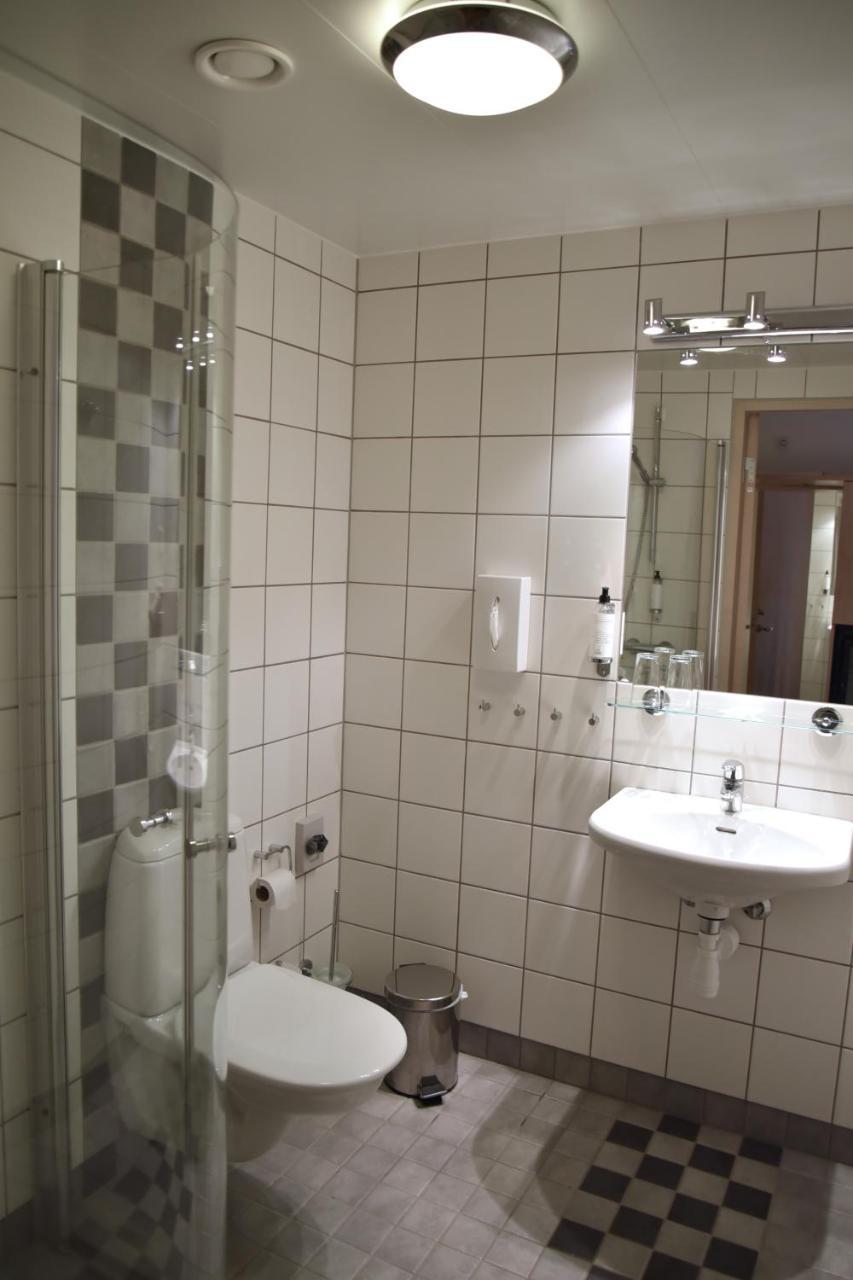 Hotell Arjaeng Екстер'єр фото